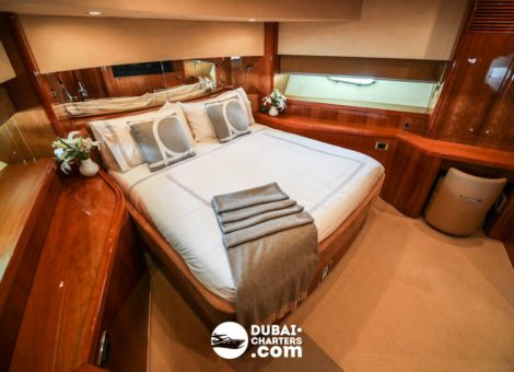 «notorious 90» Аренда яхты в Дубаи