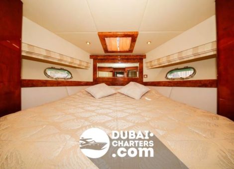 «majesty 55» Аренда яхты в Дубаи