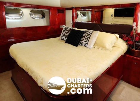 «seajet 80» Аренда яхты в Дубаи